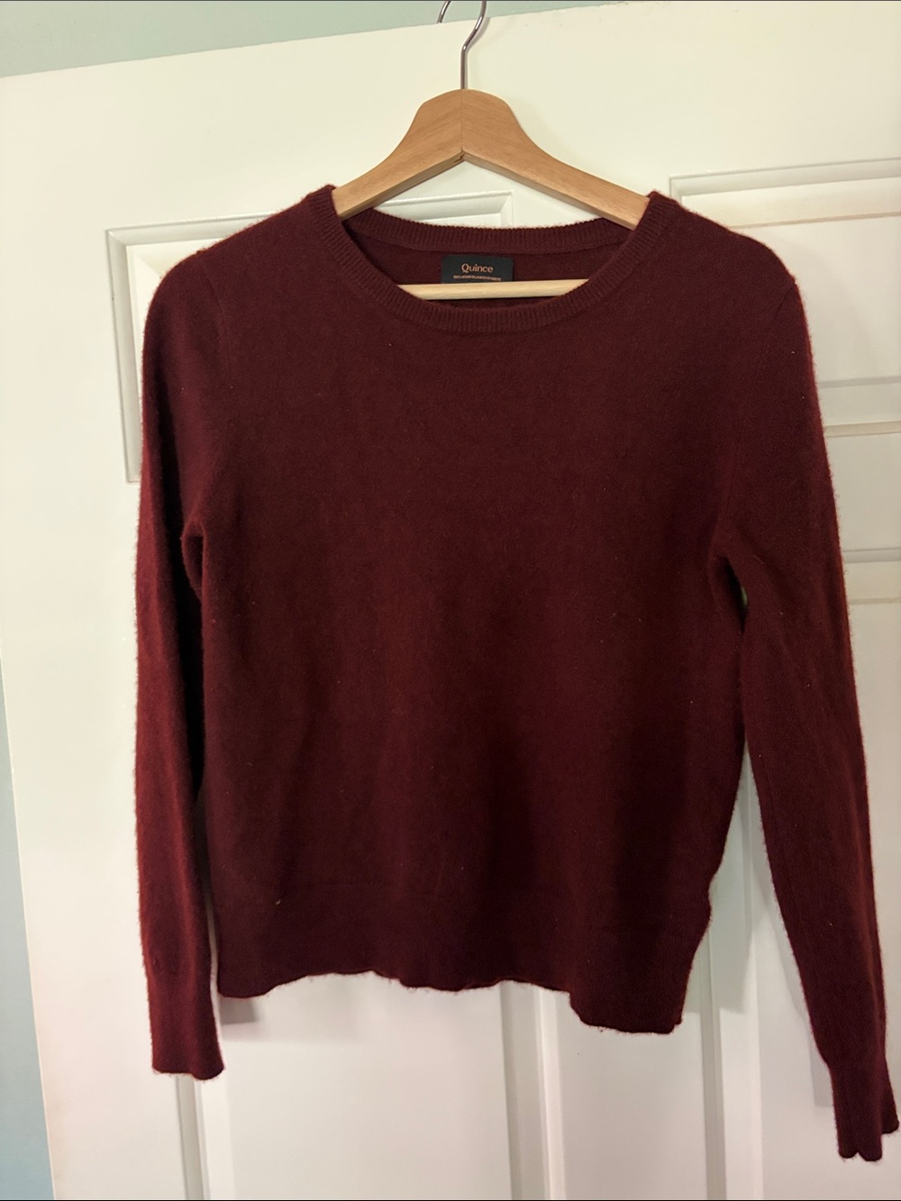 Quince Women's Crewneck 100% Mongolian Cashmere Sweater